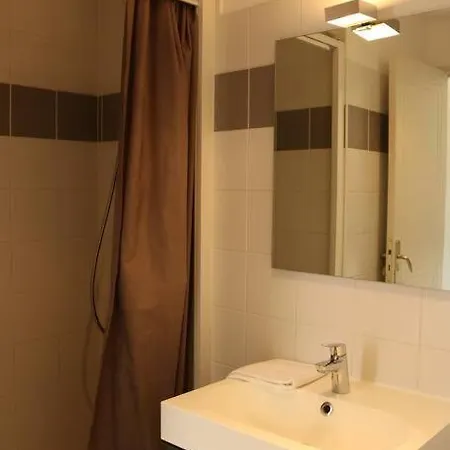Apartment 405 - Sejour Romantique Dans Un De 5 - Flat-guest *