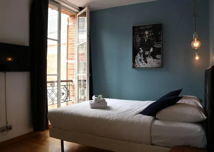 405 - Sejour Romantique Dans Un De 5 - Flat-guest * Париж