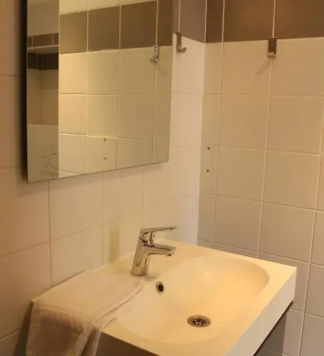 405 - Sejour Romantique Dans Un De 5 - Flat-guest